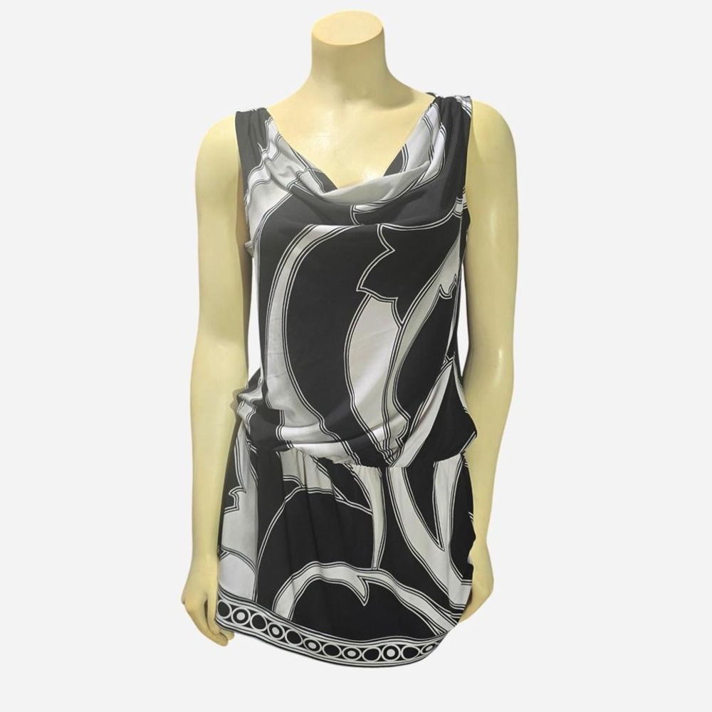 White House Black Market Blouse‎ Women Small Black White owl Neck Print